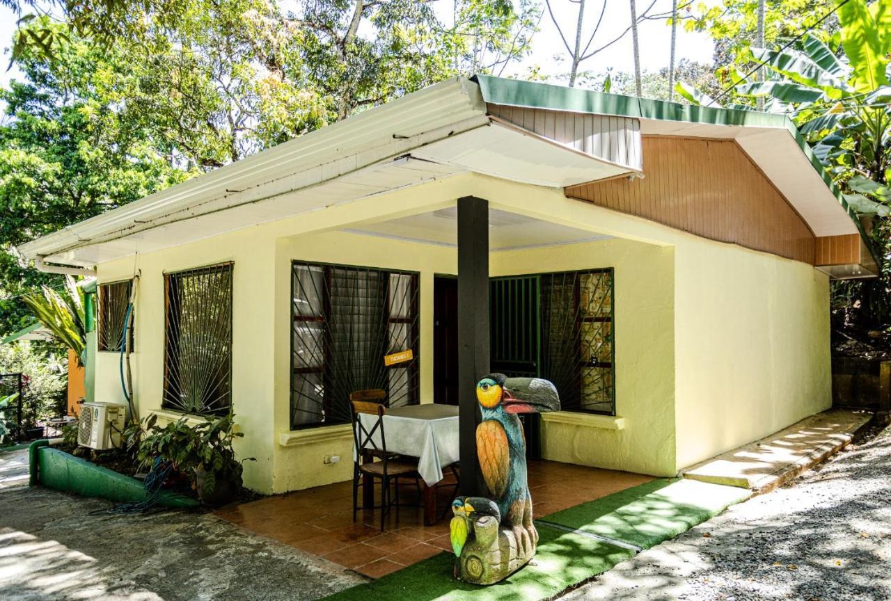 Casa Tucanes Manuel Antonio Buitenkant foto