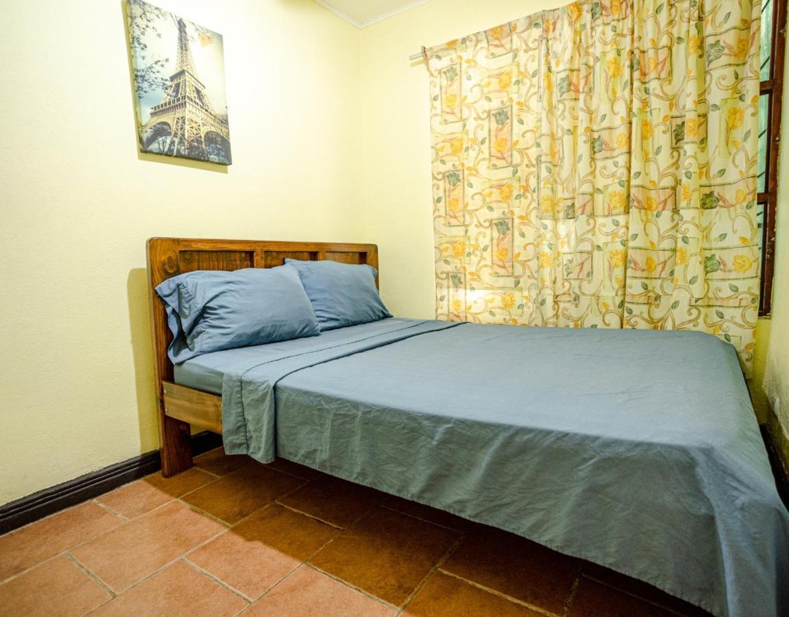 Casa Tucanes Manuel Antonio Buitenkant foto