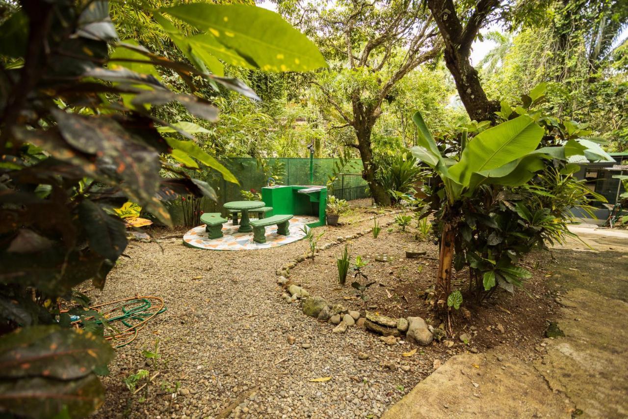 Casa Tucanes Manuel Antonio Buitenkant foto