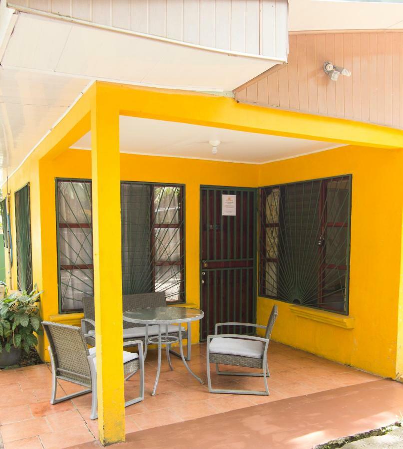 Casa Tucanes Manuel Antonio Buitenkant foto